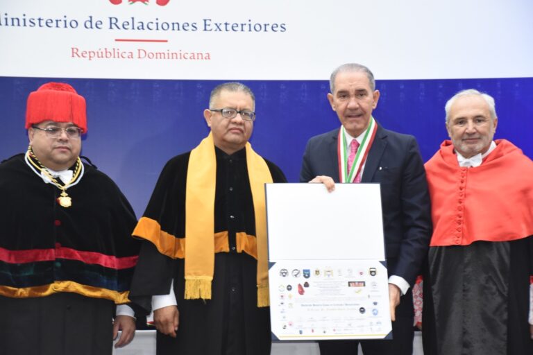 Universidad de México otorga Doctorado Honoris Causa al ministro Franklin García Fermín