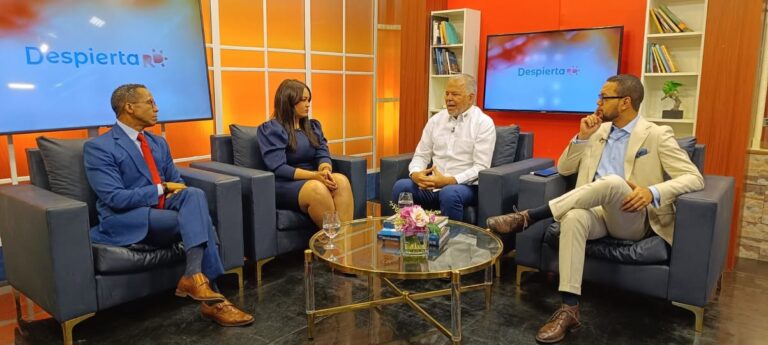 Rafael Salazar afirma que en San Cristóbal «Estamos trabajando y entregando obras«
