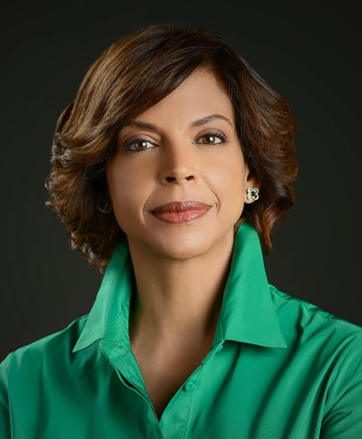 La periodista Amelia Deschamps regresa al programa El Dia, de Telesistema