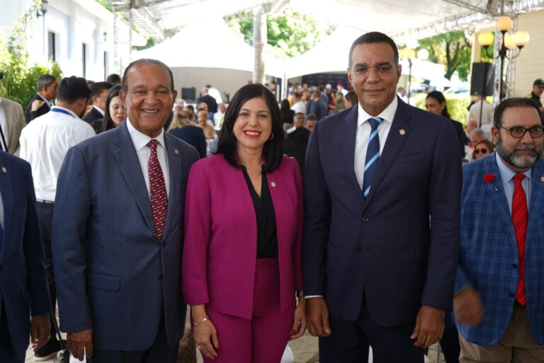 Senador Carlos Gómez solicita declarar zonas afectadas en estado de emergencia durante histórica sesión extraordinaria en Moca