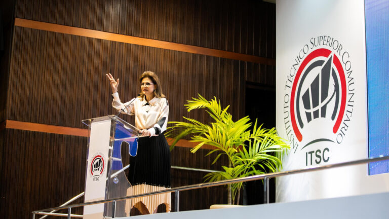Raquel Peña: “Estamos sentando las bases para una República Dominicana más próspera, innovadora y sostenible”