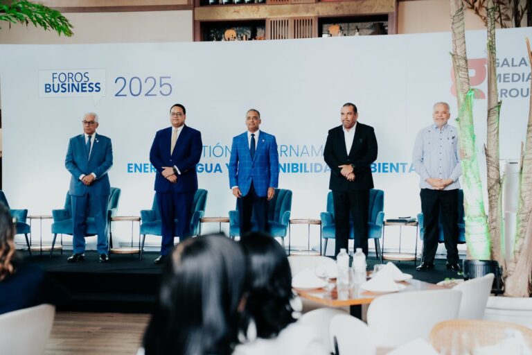 Foros Business destaca avances y desafíos del gobierno en materia energética, hídrica y ambiental