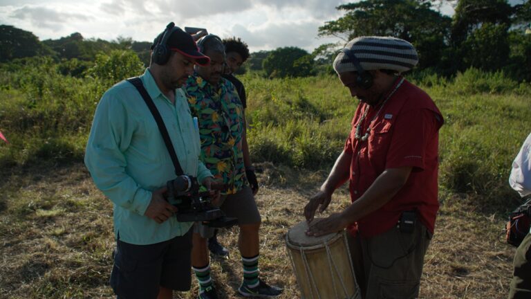 Kacimiro: Documental ganador de Fine Arts que retrata la tradición de los Congos de Villa Mella
